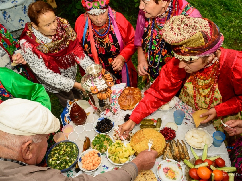 Камлания шамана, жатва и свадьба семейских – в Чите проведут фестиваль «Люди и солнце»